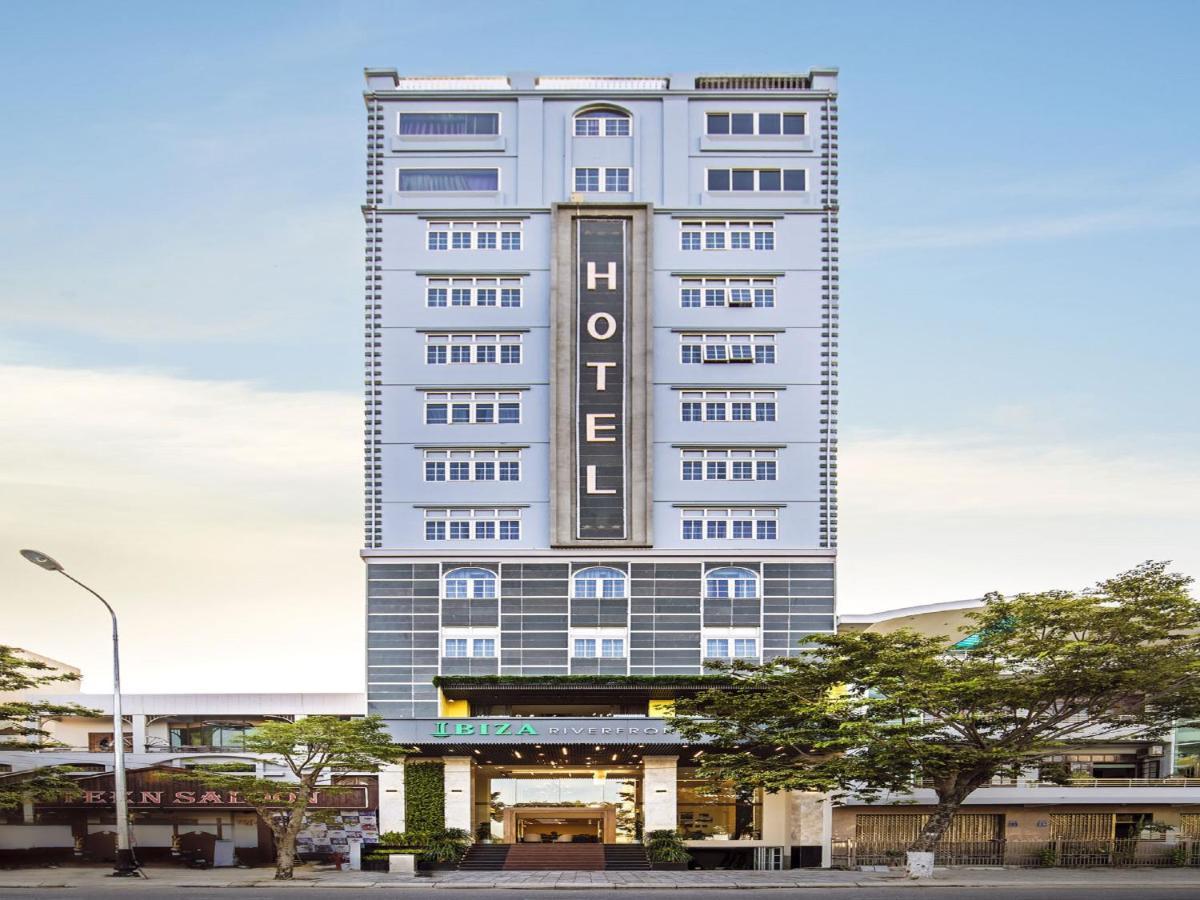 Ibiza Riverfront Da Nang Hotel Powered By Aston Exterior foto