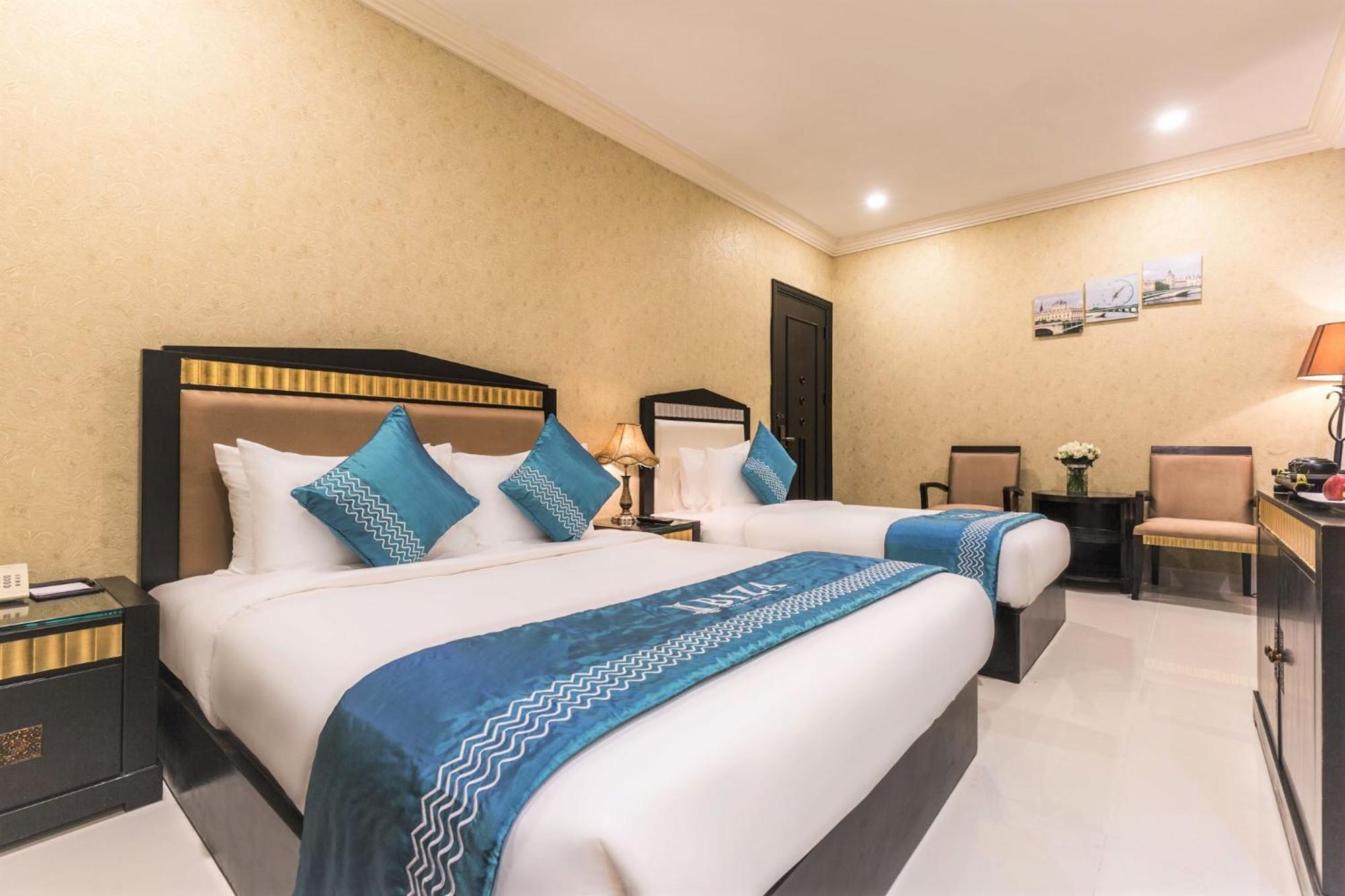 Ibiza Riverfront Da Nang Hotel Powered By Aston Exterior foto
