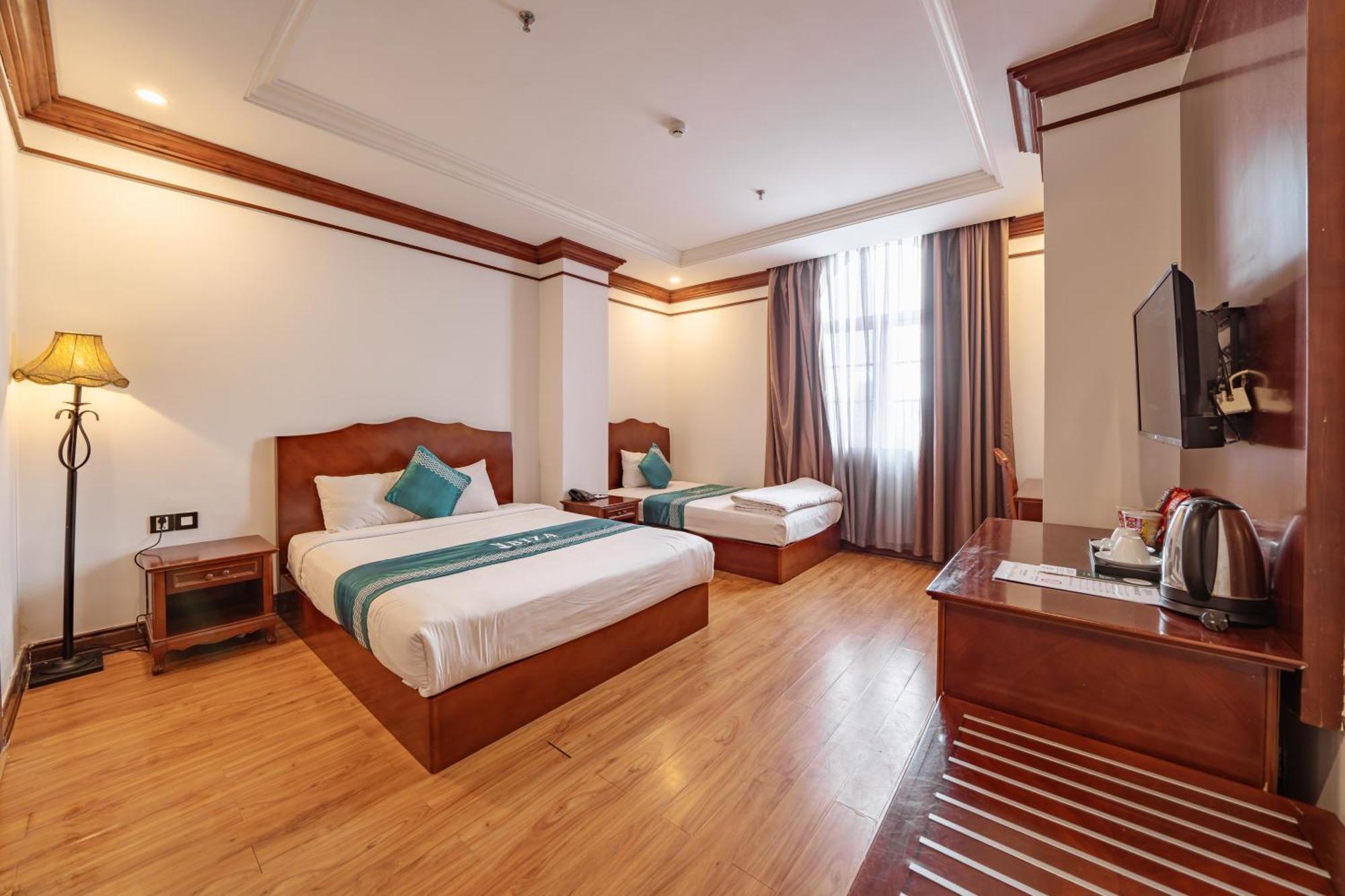 Ibiza Riverfront Da Nang Hotel Powered By Aston Exterior foto