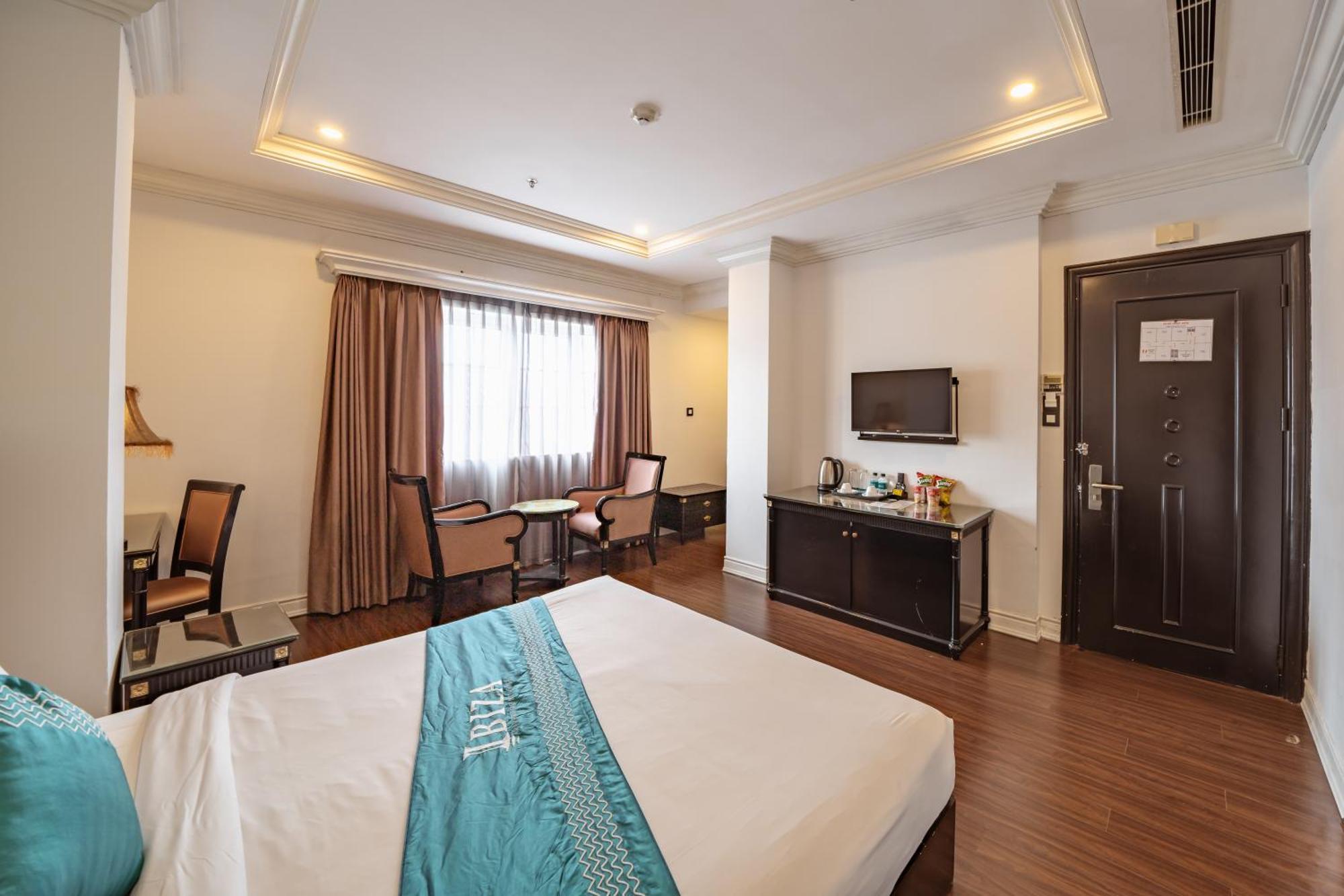 Ibiza Riverfront Da Nang Hotel Powered By Aston Exterior foto
