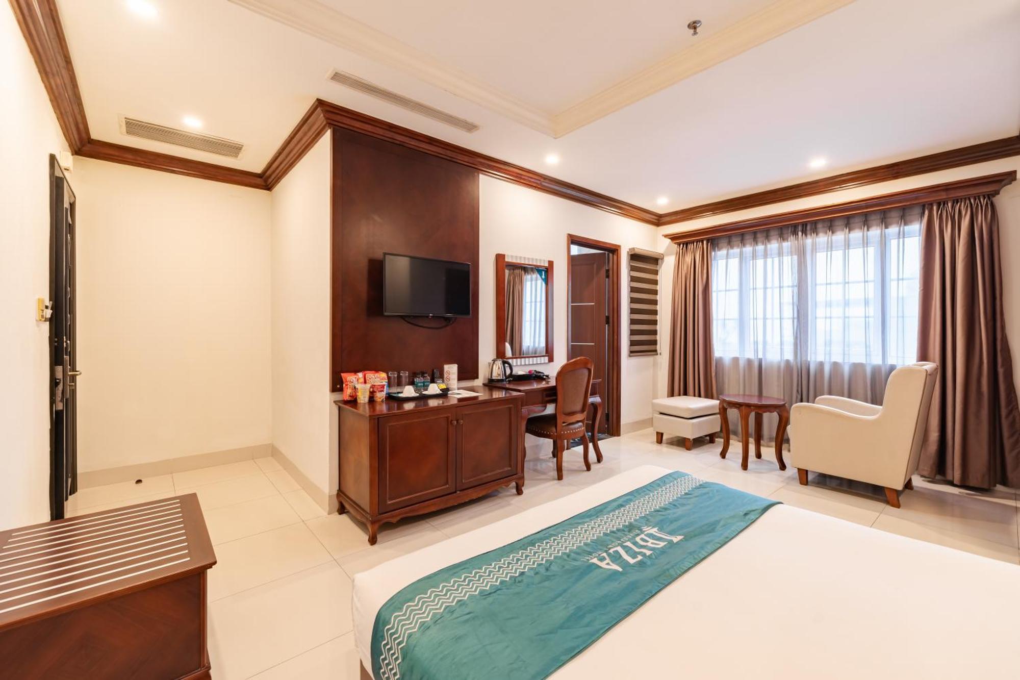 Ibiza Riverfront Da Nang Hotel Powered By Aston Exterior foto